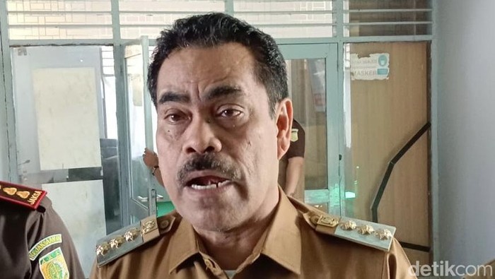 1767416887613-pj-bupati-pinrang-ahmadi-akil_169