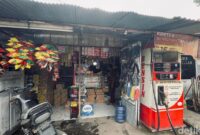 1768388853393-warung-bugis-alias-toko-kelontong-di-makassar-1768380337849_169