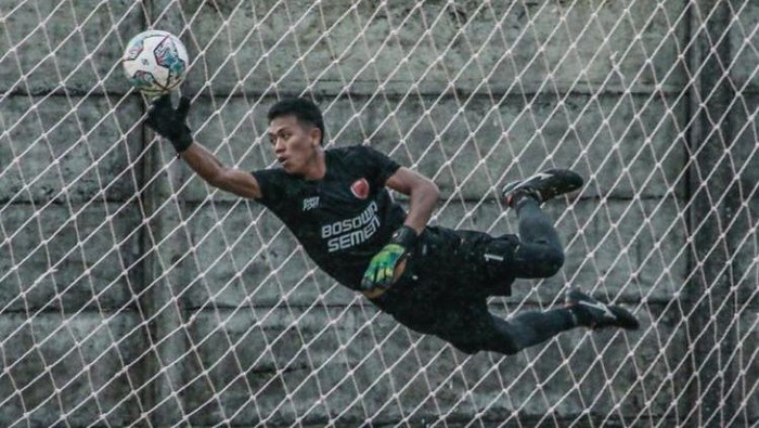 1769101674421-kiper-psm-makassar-m-ardiansyah_169