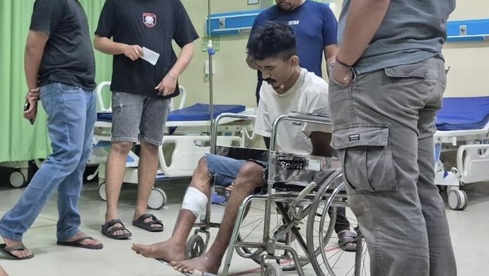 1769166500264-maling-di-kendari-duduk-di-kursi-roda-usai-ditembak-karena-mengancam-polisi-pakai-parang-1769149091719_169