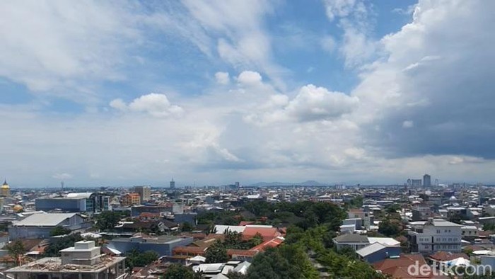 1769361046160-cuaca-makassar_169