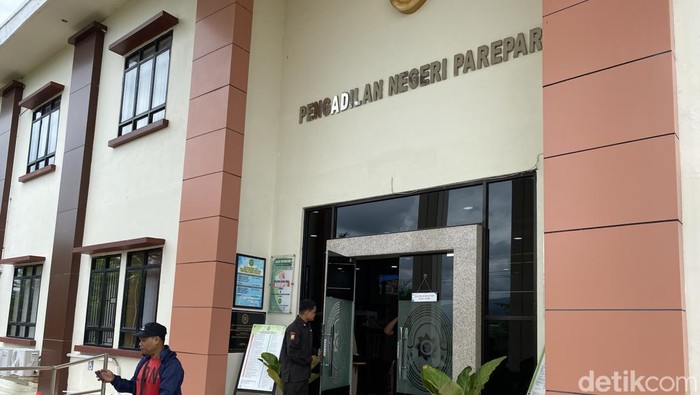 1769512083238-gedung-pengadilan-negeri-pn-parepare-1769492058324_169